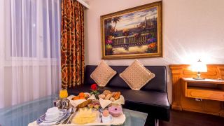 hotel-century