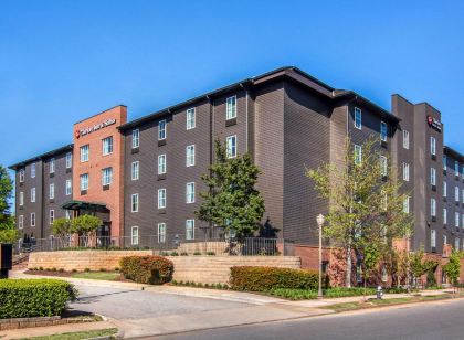 Clarion Inn & Suites Atlanta Downtown