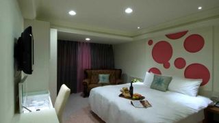honeydew-hotel