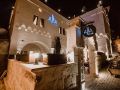 alia-cave-hotel