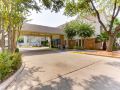 oyo-hotel-houston-katy-freeway