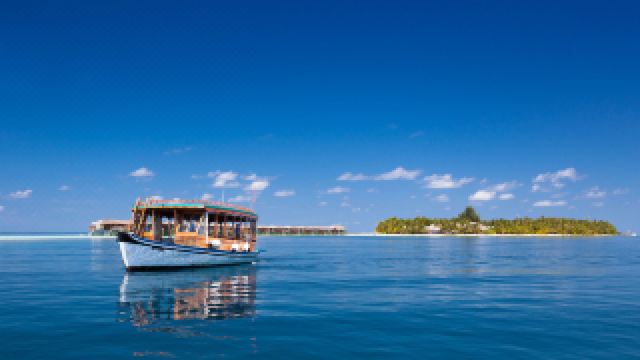 vilamendhoo-island-resort-and-spa