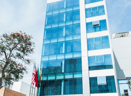 Apart Hotel Petit Palace Suites