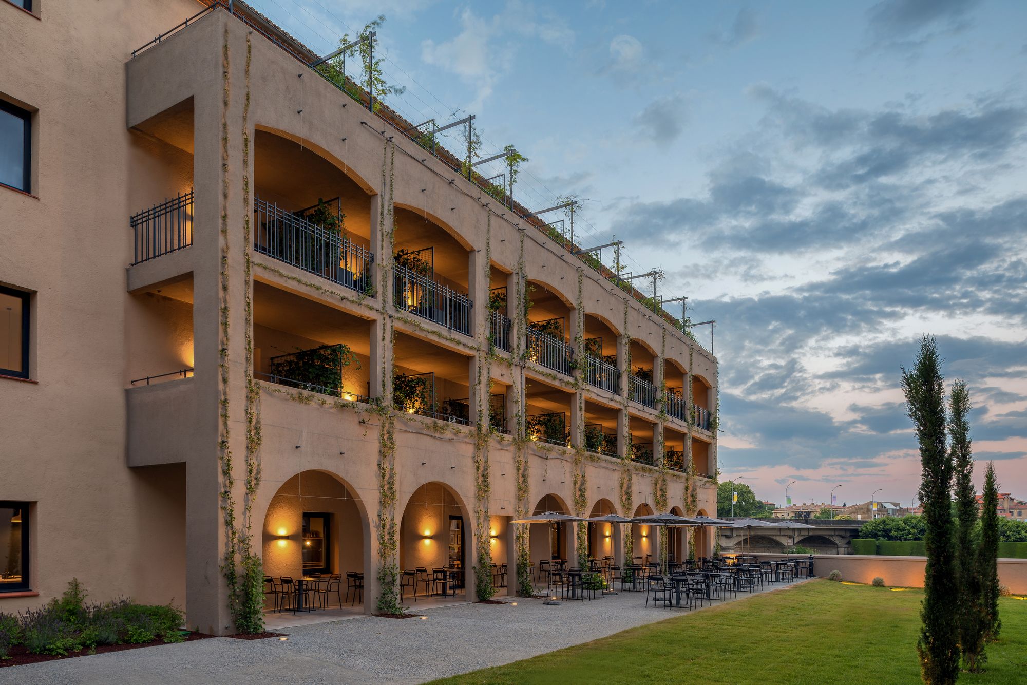 hotel overview picture