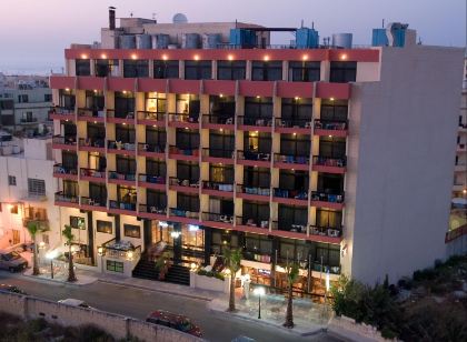 Canifor Hotel