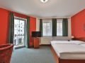 attic-hotel