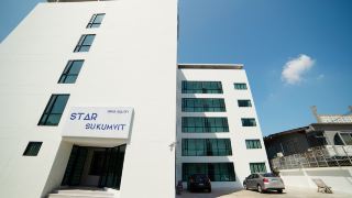 star-sukhumvit-hotel