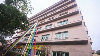 hotel-river