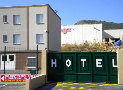 Cit'Hotel Restaurant du Bowling de Millau