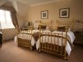 stable-courtyard-bedrooms-at-leeds-castle
