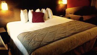 super-8-by-wyndham-west-kelowna-bc