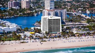 courtyard-by-marriott-fort-lauderdale-beach