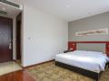 heyi-hotel-wuhan-guanggu-square
