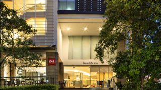 ibis-bangkok-sathorn