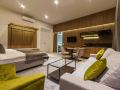 dezman-luxury-center