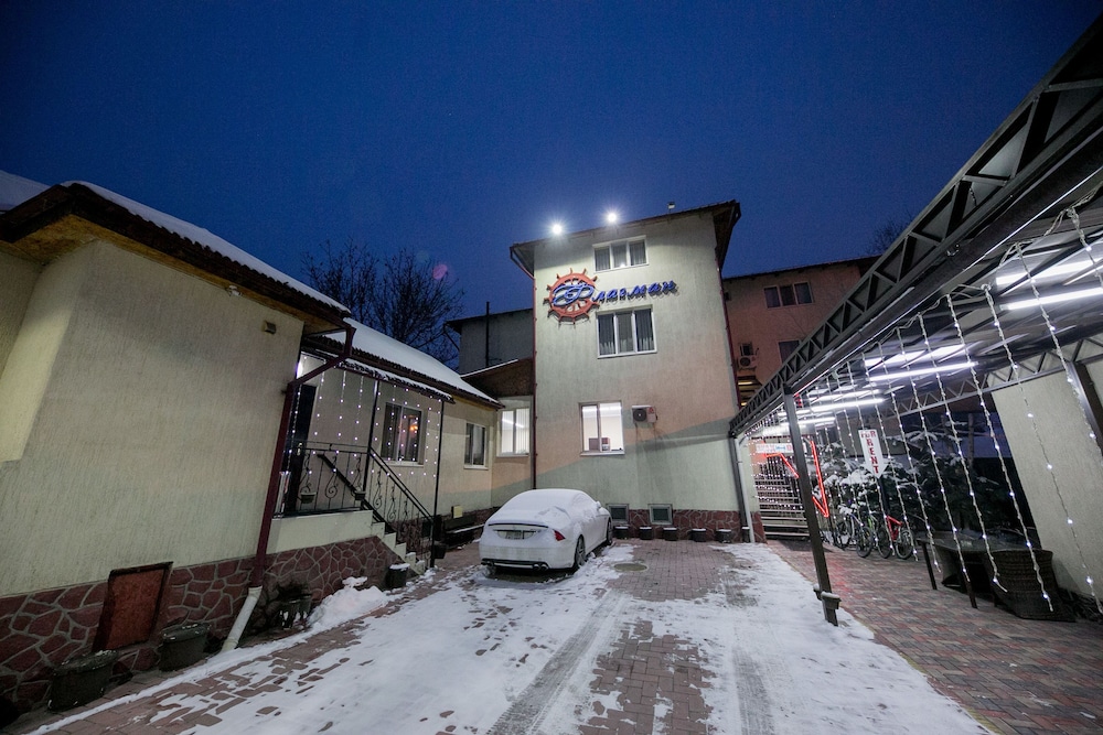 hotel overview picture