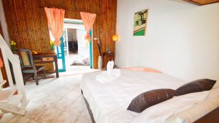 romantic-pool-villa
