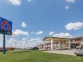 motel-6-omaha-central