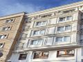 raymond-blue-hotel