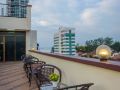 spot-on-89645-ong-s-court
