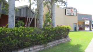 sun-palms-motel