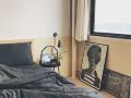 beige-poshtels
