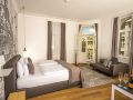 hotel-golden-crown
