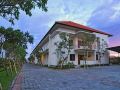 taman-ayu-town-house