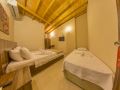 ados-hotel