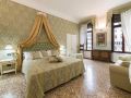 friendly-venice-suites