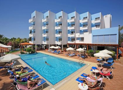 Okeanos Beach Boutique Hotel