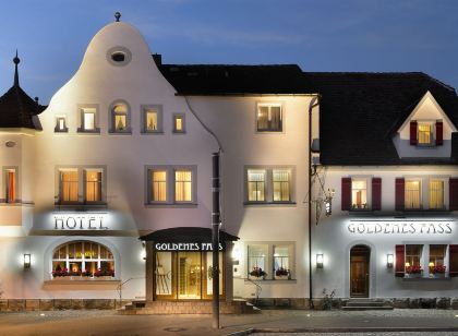 Goldenes Fass