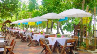 golden-beach-resort