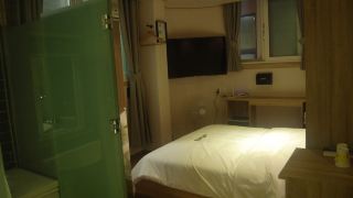 64-inn-hotel
