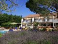logis-hotel-le-chene-vert