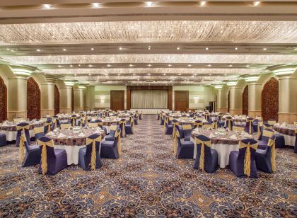 Crowne Plaza Dubai Deira, an IHG Hotel