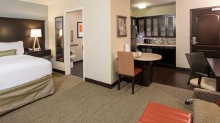 staybridge-suites-wichita-falls