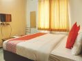 oyo-13670-skylark-service-apartment