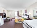 super-8-by-wyndham-clarksville-east