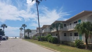 carousel-beach-inn