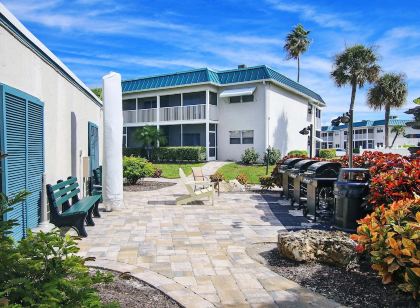 Sanibel Arms West Condominium