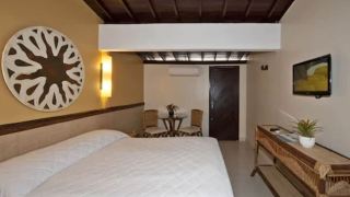 atol-das-rocas-hotel