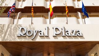 hotel-royal-plaza