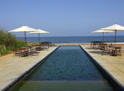 Avisa Nila Beach Resort