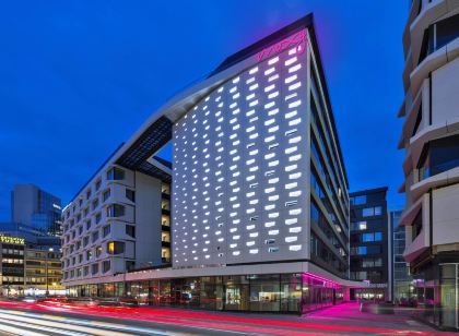 Moxy Frankfurt City Center