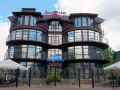 regatta-hotel