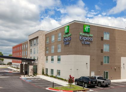 Holiday Inn Express & Suites TULSA SOUTH - WOODLAND HILLS by IHG