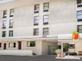 super-8-by-wyndham-chicago-il