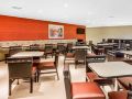 comfort-inn-and-suites-near-stadium