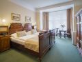 hotel-taurus